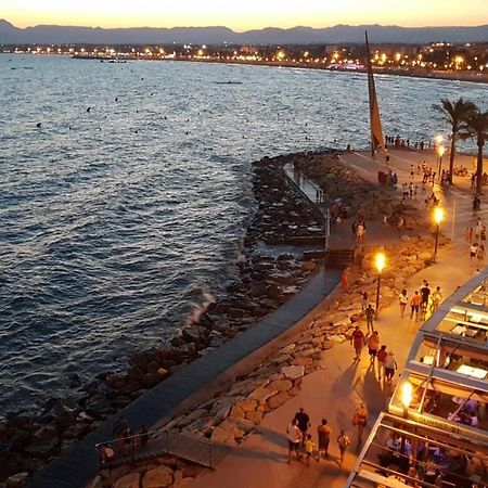 Apartment Center Salou Near Port Aventura Exterior foto