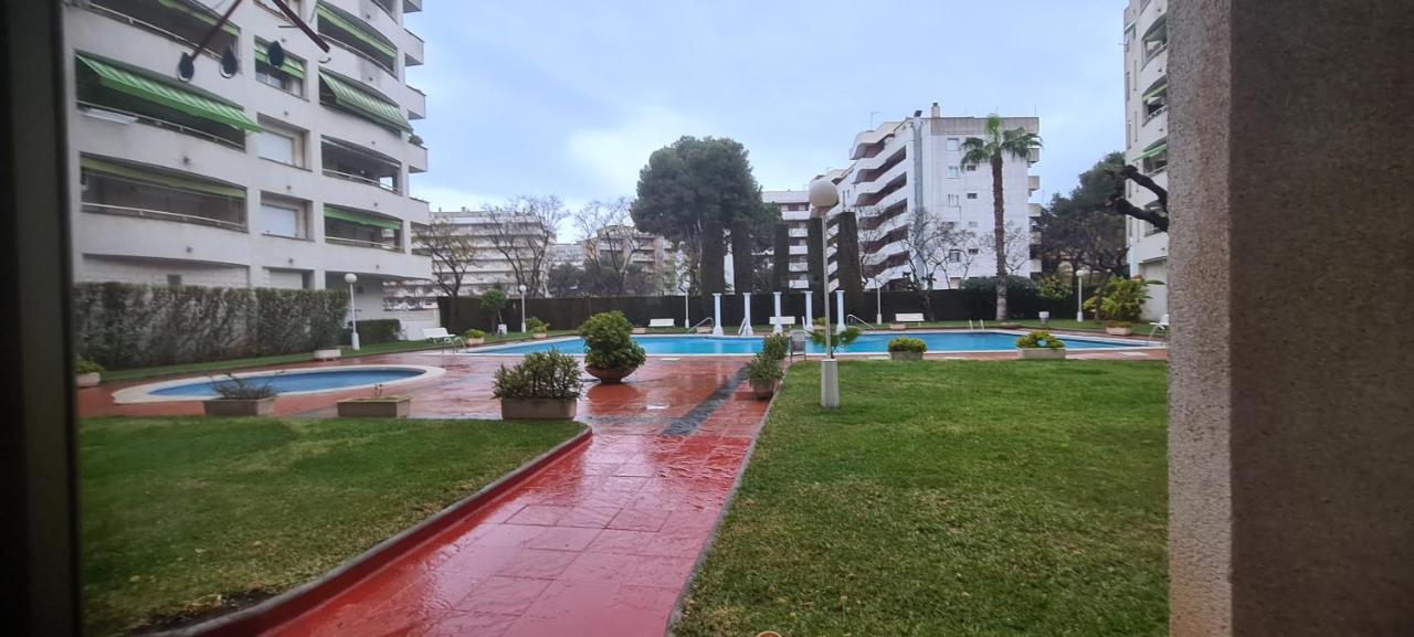 Apartment Center Salou Near Port Aventura Exterior foto