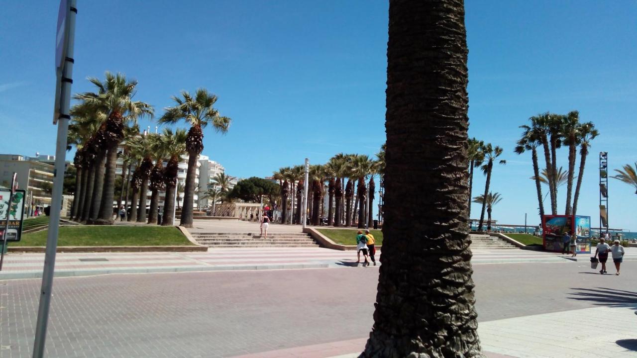 Apartment Center Salou Near Port Aventura Exterior foto